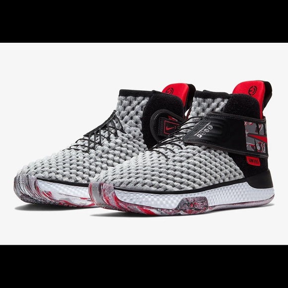 Nike Air Zoom UNVRS (CQ6422-100) NWT - Picture 5 of 15